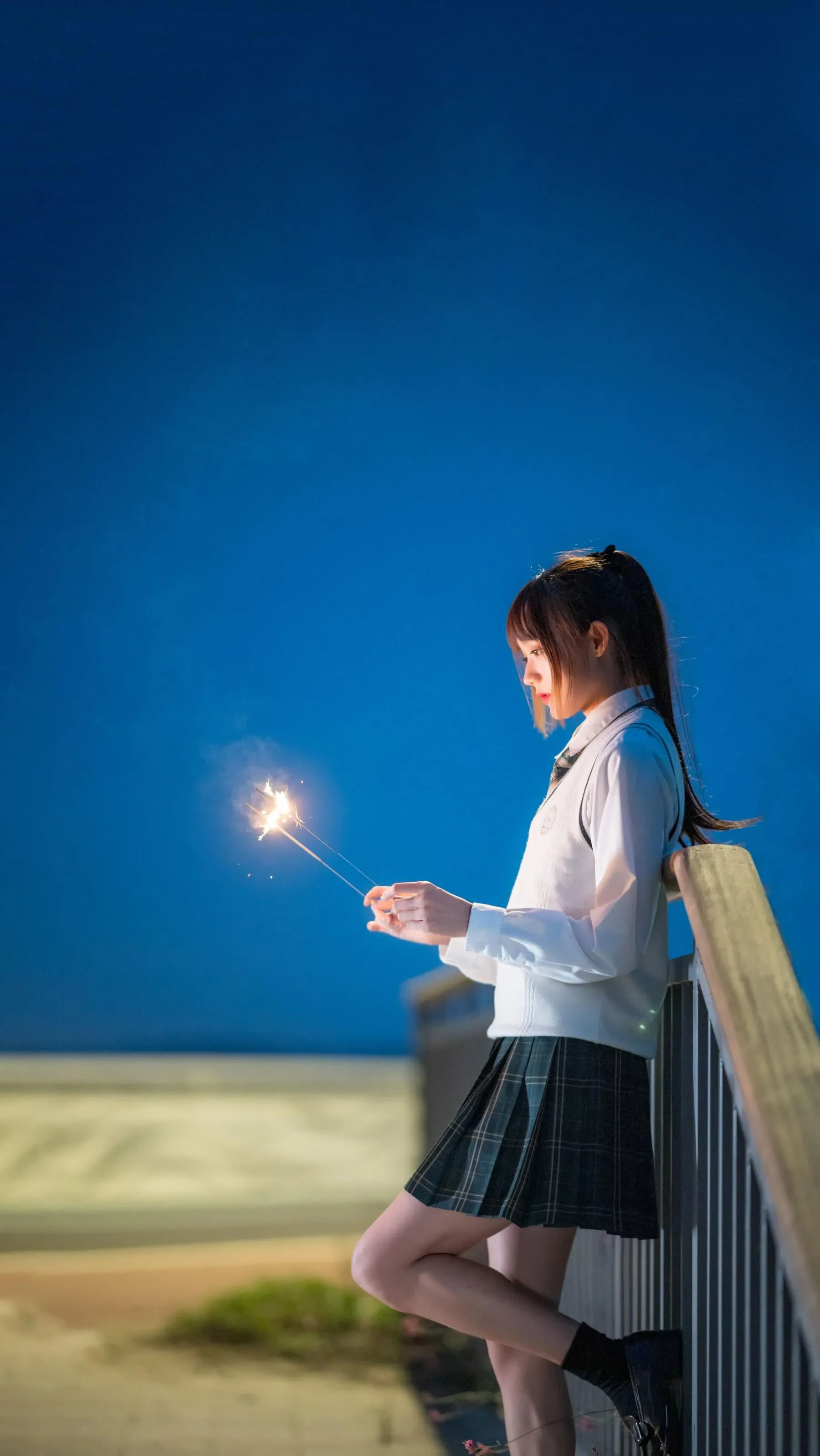 [艺图语] 2022.06.26 青草味的河堤 兔子Zzz不吃胡萝卜 [26P]插图4
